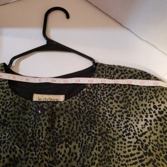 Shear leopard print top with undershirt - Picture 3 of 3